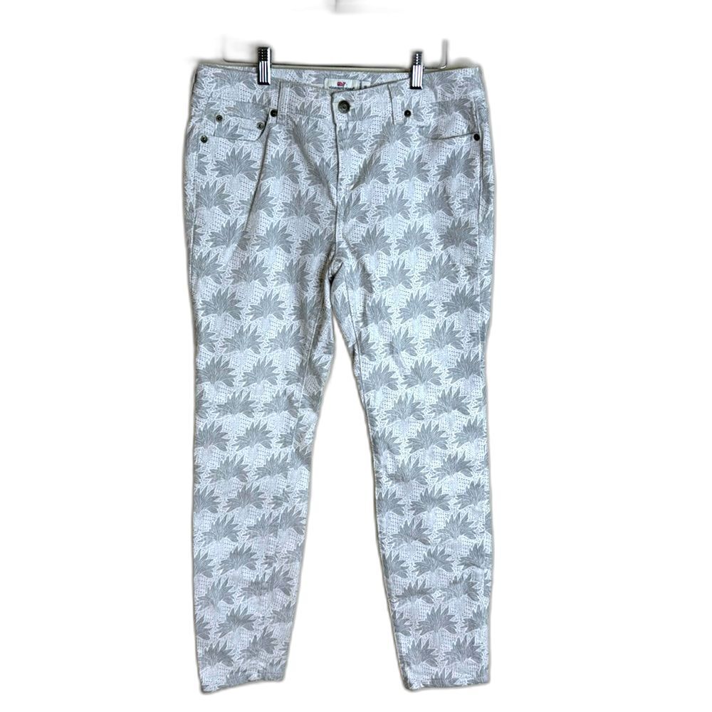 Vineyard Vines ladies Grey White Seashell Pants size 10 casual beachy